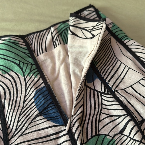 Fully lined summer skirt size 10 - Picture 4 of 4